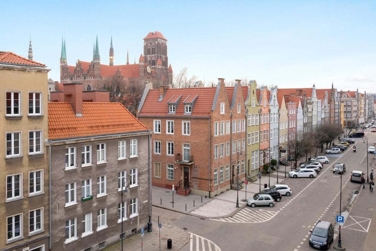 3-level With A View Of St Mary's Basilica By Downtown Gdańsk